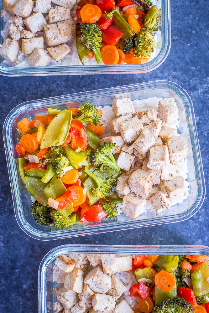 https://www.shelikesfood.com/wp-content/uploads/2018/01/Sheet-Pan-Peanut-Tofu-and-Vegetable-Meal-Prep-Bowls-2038.jpg