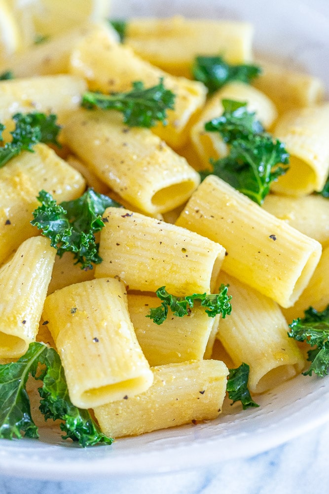 Lemon Garlic Pasta with Kale - She Likes Food