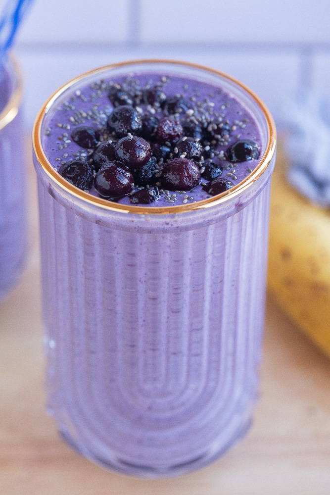 Blueberry Banana Smoothies – She Likes Meals